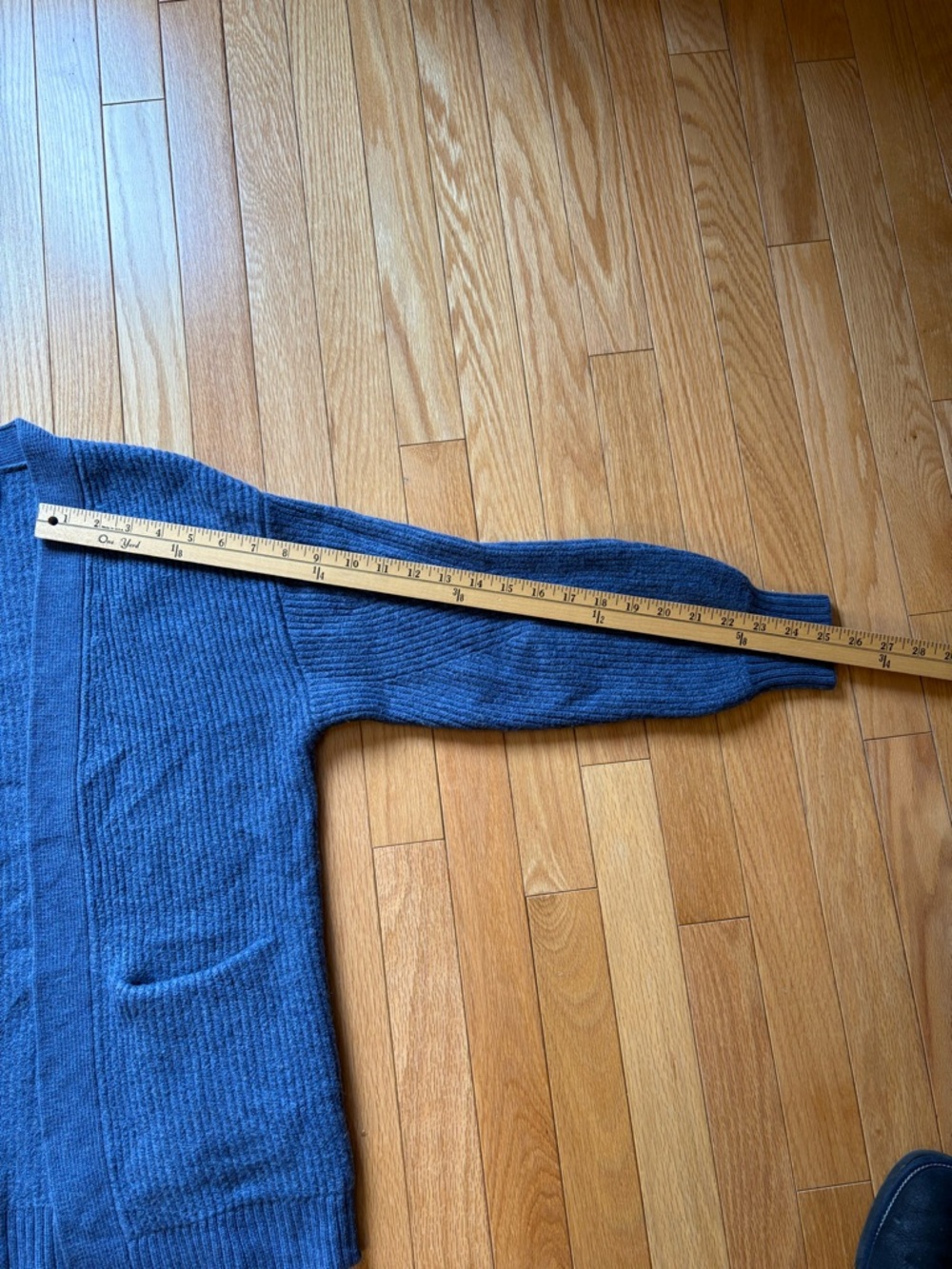 Aritzia Wilfred Free Unwind Cardigan, 100% Merino Wool Blue, XXS can fit larger - Picture 5 of 12